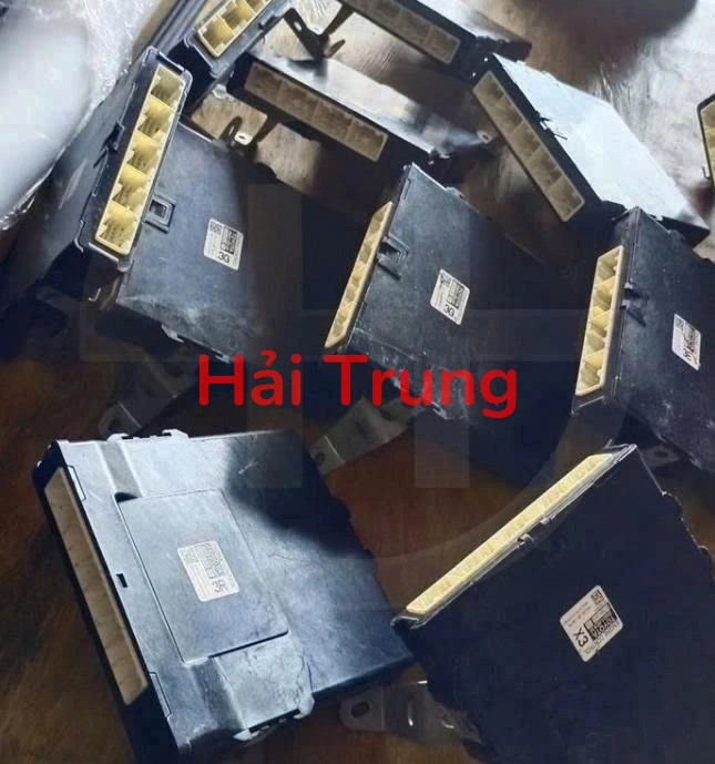 Hộp điều khiển động cơ, hộp Đen Ecu Toyota Vios 2014 2015 1NZ Tháo Xe 896610DL60 896610DL50 