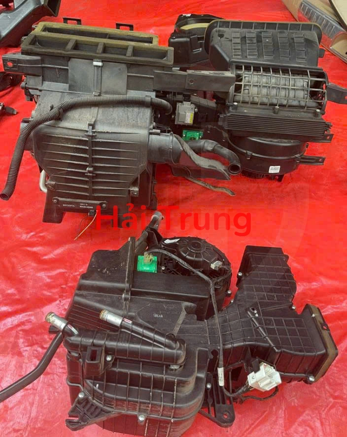 Hộp giàn lạnh Kia Sedona 2019 2020 Tháo Xe