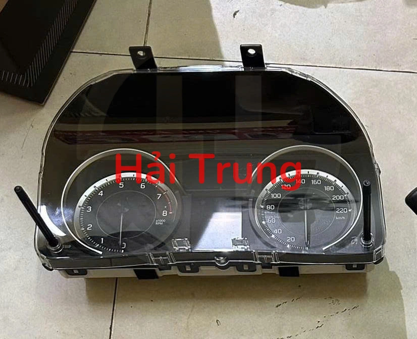 Tháo xe Đồng hồ táp lô Suzuki Ertiga