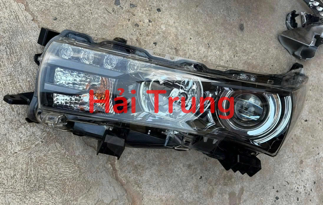 Đèn pha Toyota Altis 2014-2017 2.0 Tháo Xe