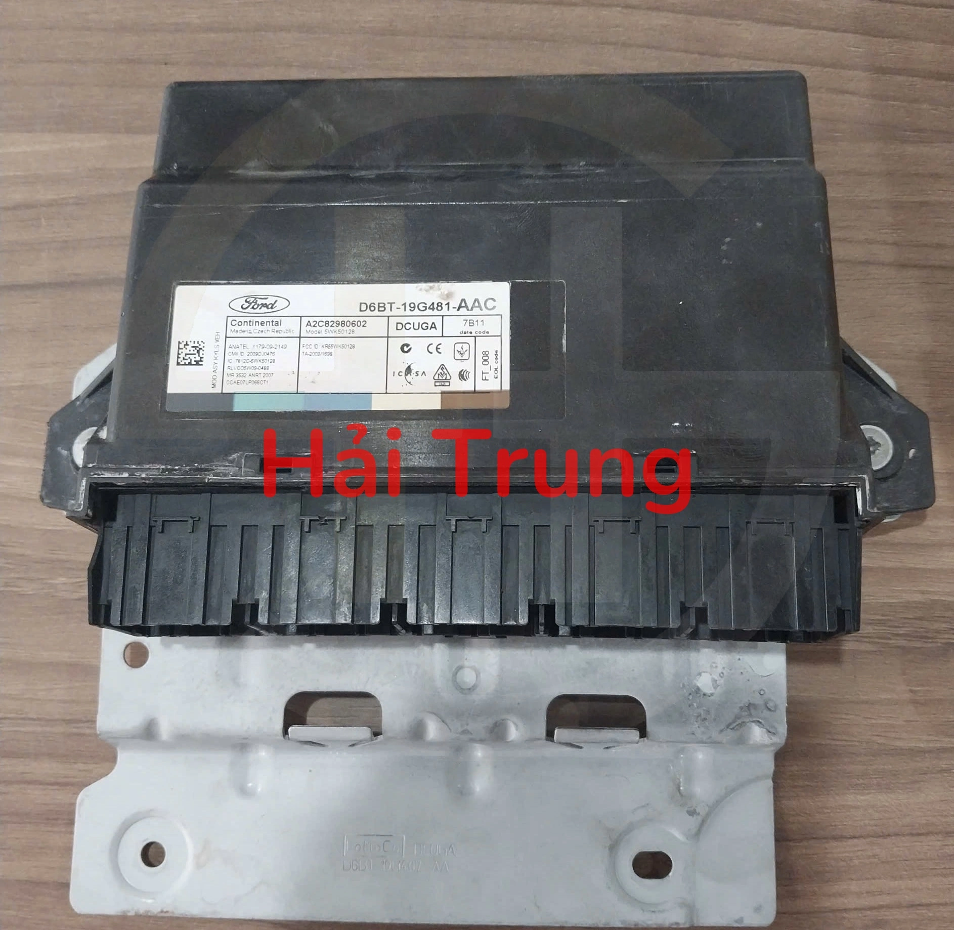 Hộp nhận tín hiệu chìa khóa Ford Fiesta Tháo Xe D6BT-19G481-AAC
