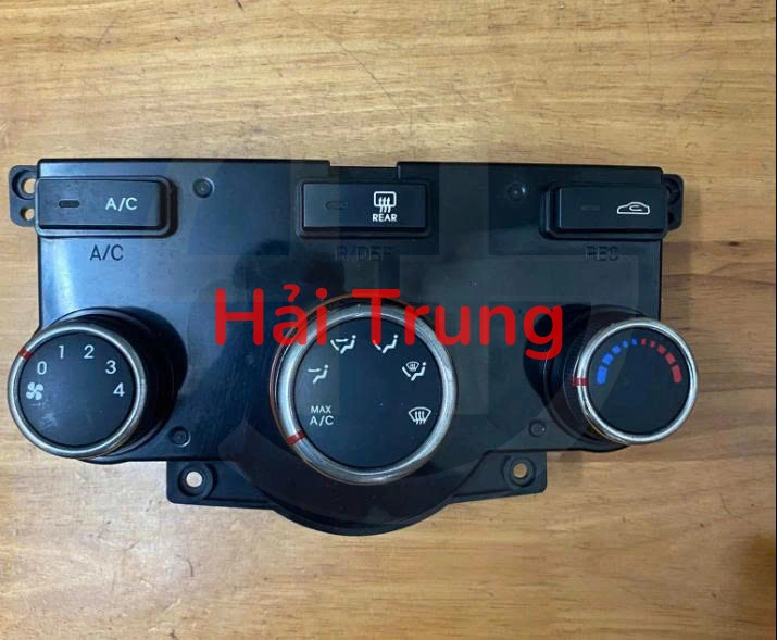 Tháo xe Bảng điều khiển điều hòa Kia Cerato 2012-2018 972501M300