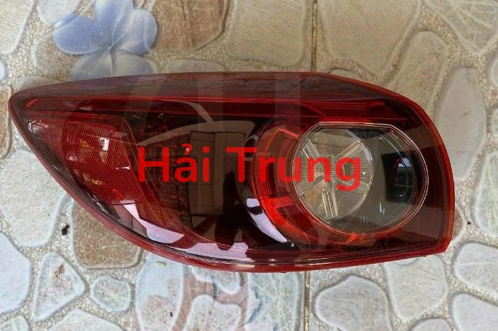 Đèn hậu ngoài Mazda 3 2015-2019 Tháo Xe