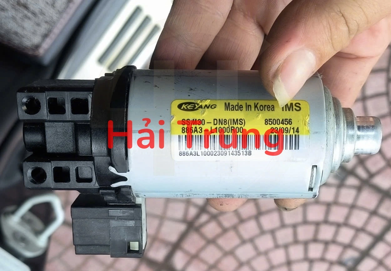 Mô tơ chỉnh ghế Hyundai Tucson 2022-2025 Tháo Xe 886A3-L1000