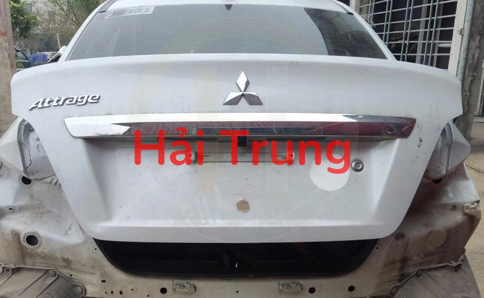 Nắp cốp sau Mitsubishi Attrage 2020 2021 Tháo Xe