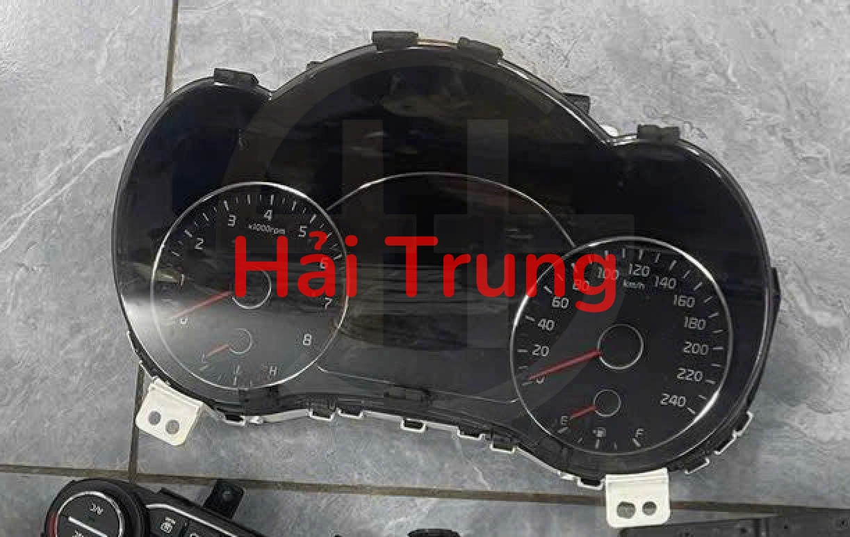 Tháo xe mặt đồng hồ táp lô Kia Cerato 2017 2018