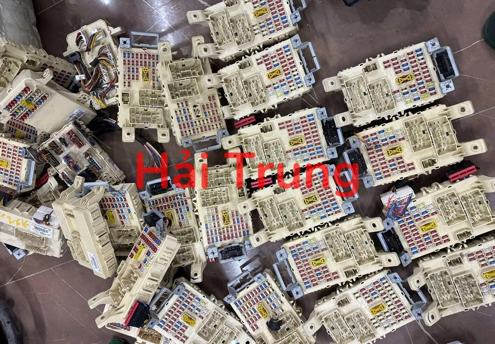 Tháo xe Hộp cầu trì Hyundai Kia giá rẻ