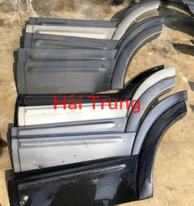 Ốp phồng cửa sau Ford Escape 2009-2013 Tháo Xe