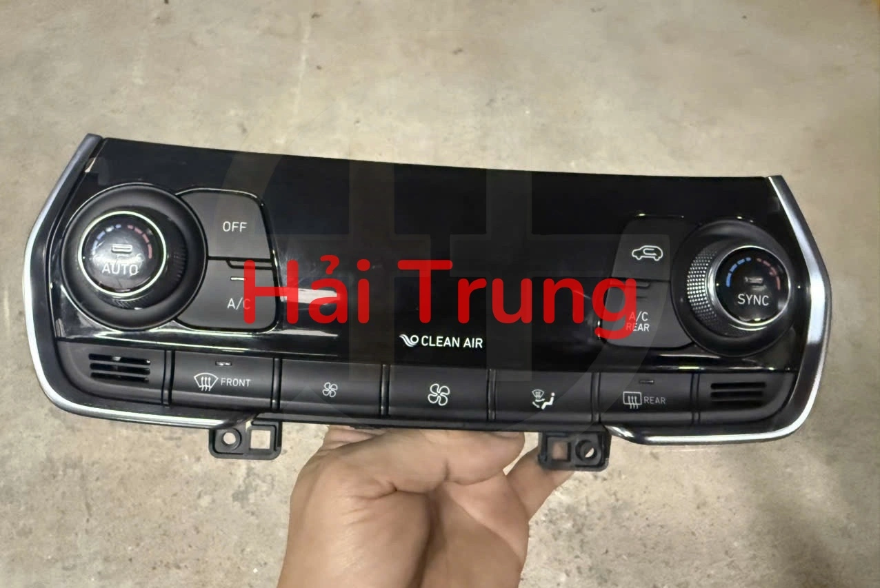 97250S1EC2 Cụm công tắc điều khiển điều hòa Ac Hyundai Santafe 2022-2024 Tháo Xe