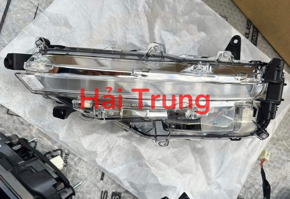Đèn gầm Toyota Fortuner 2025 2026 Tháo Xe 