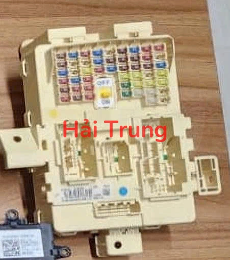 Tháo xe Hộp cầu trì Hyundai Tucson 2019 2020 2021