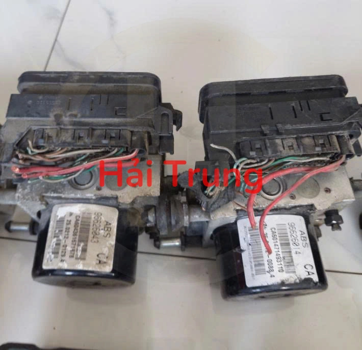Tháo xe Cụm ABS Chevrolet Captiva 96626043
