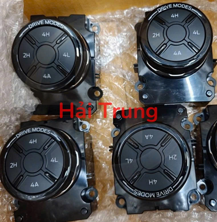 Núm xoay chuyển chế độ lái Ford Ranger, Everest 2023-2026 N1WZ-14B596-U
