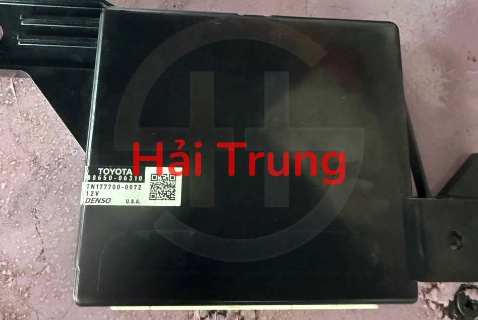Hộp điều khiển điều hòa Toyota Camry LE 2010 Tháo Xe 88650-06310
