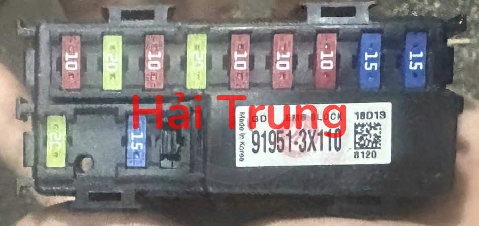 Hộp cầu trì Kia Rondo Tháo Xe 91951-3X110 919513X110