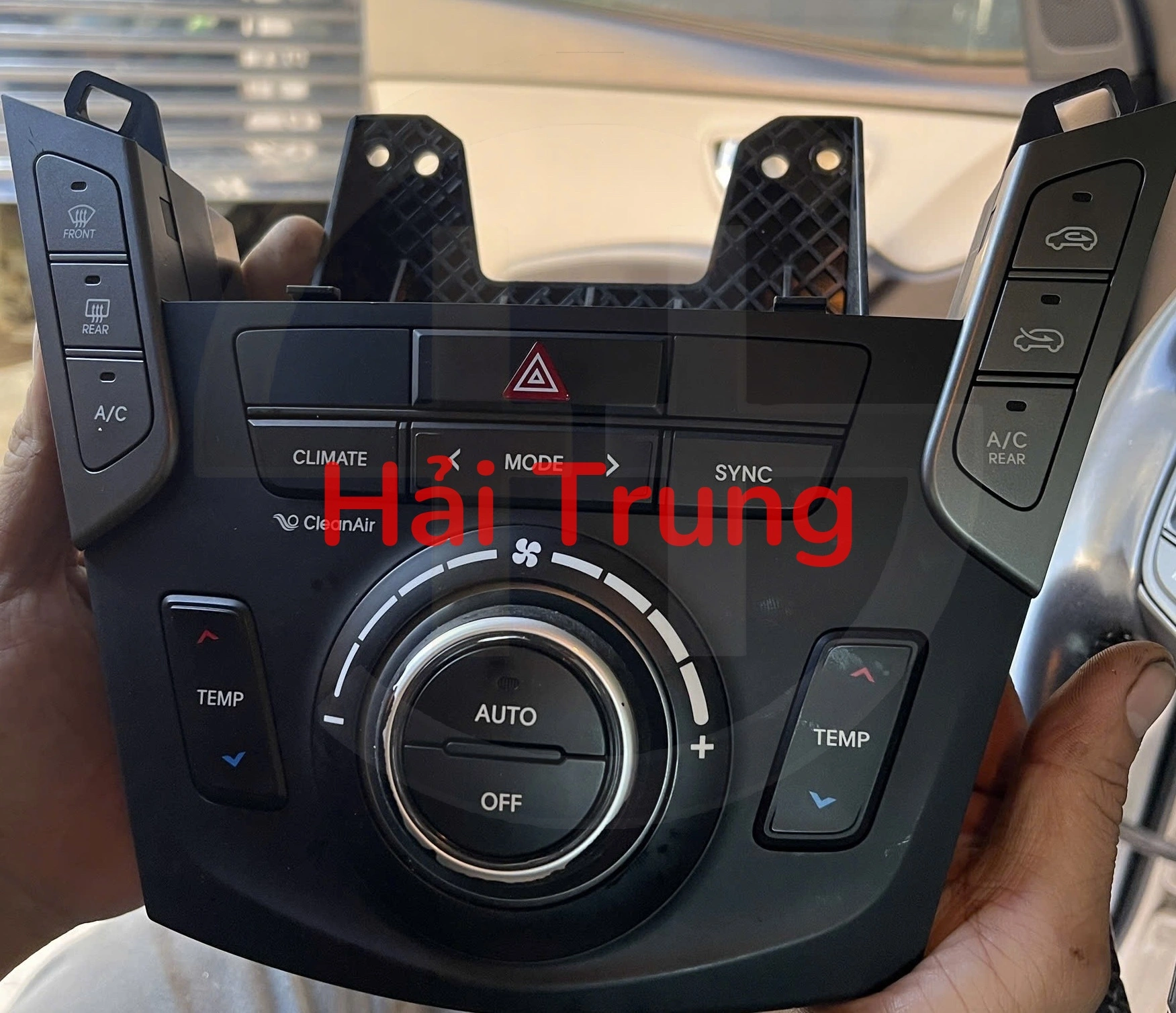 Cụm điều khiển công tắc điều hòa Hyundai Santafe Tháo Xe 97250-2WFA0 972502WFA0