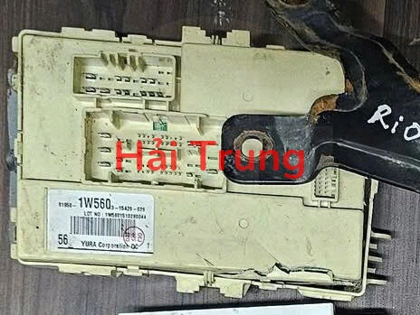 919501W560 Tháo xe Hộp cầu trì Kia Rio 2012-2015