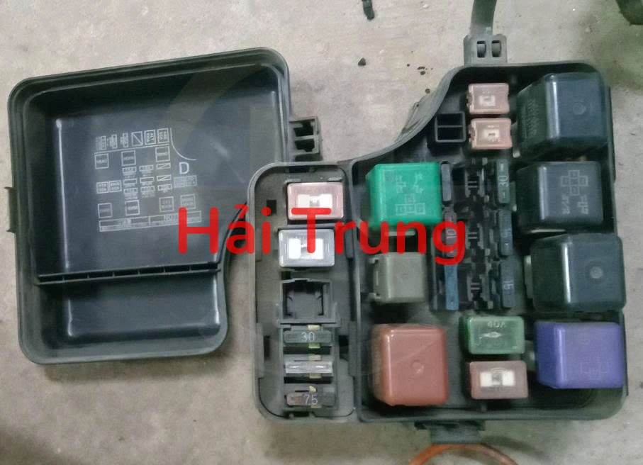 Hộp cầu trì Toyota Corona 1992-1996 Tháo Xe