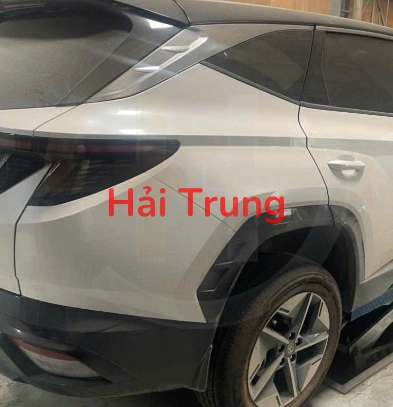 Hông sau Hyundai Tucson 2024 2025 Tháo Xe
