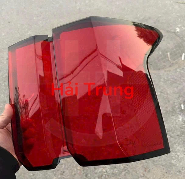 Mặt đèn hậu Kia Sorento 2020-2025