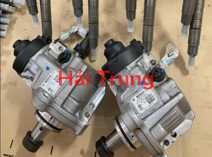 Tháo xe Bơm cao áp Hyundai Santafe 2010-2014