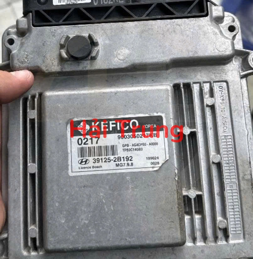 Hộp điều khiển động cơ ECU Hyundai I20 Tháo Xe 391252B192