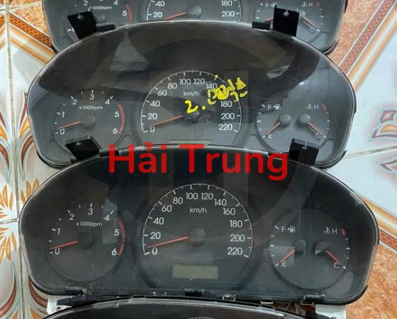 Tháo xe Đồng hồ táp lô xe Hyundai Grand Starex, Hyundai H-1