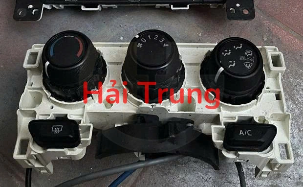 Tháo xe bảng điều khiển công tắc điều hòa AC Toyota Vios 2014-2020