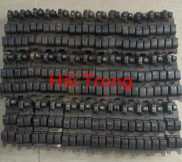 Công tắc kính tổng Tháo Xe Toyota Vios, Innova, Altis, Camry, Fortuner, Hilux, Hiace