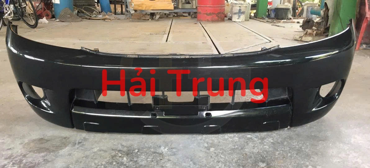 Cản trước Toyota Hilux 2004-2007 màu đen Tháo xe