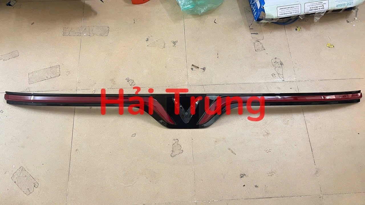 Đèn hậu chữ v Vinfast Vf5