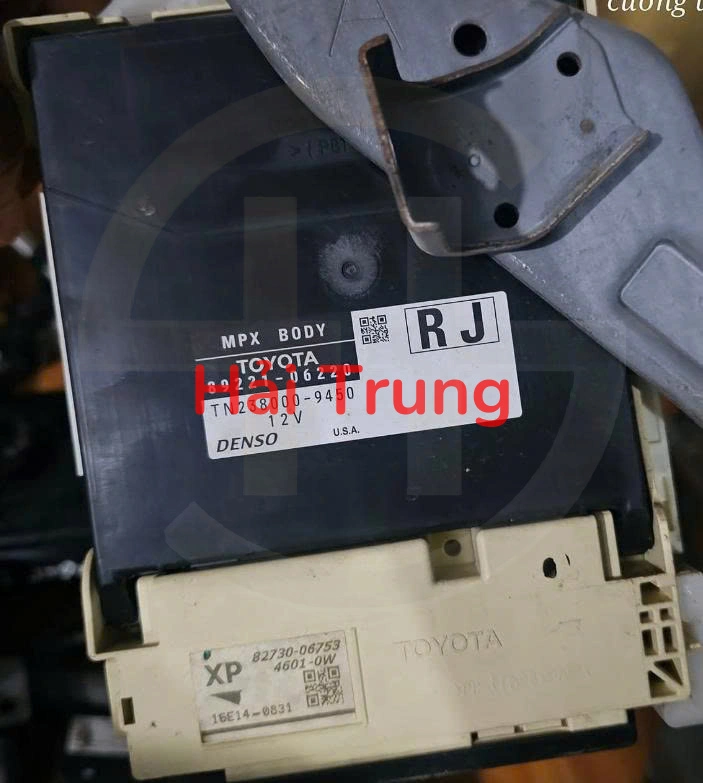 8922106220 Hộp điều khiển điện Toyota Camry 2015-2018