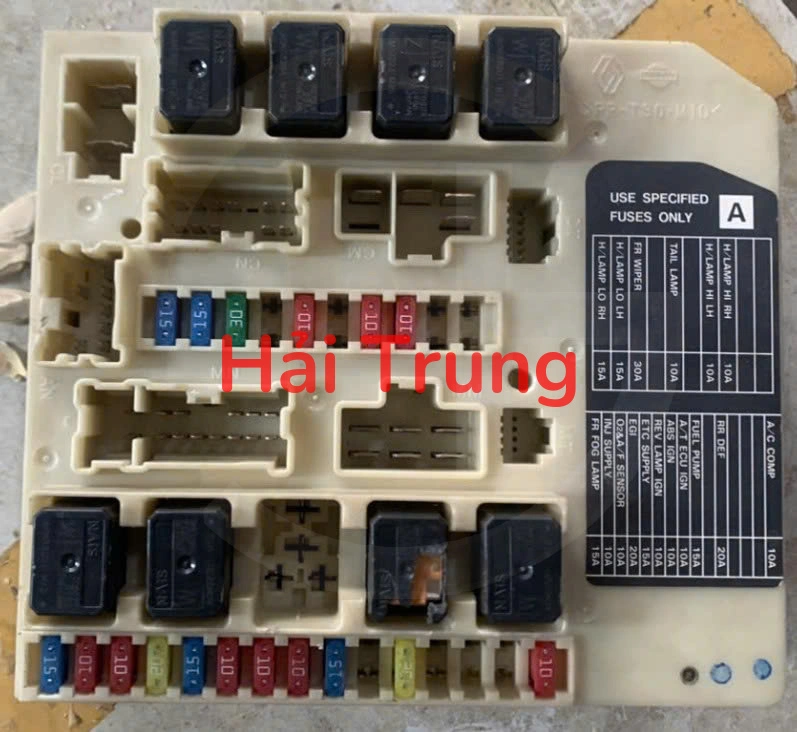 Hộp cầu trì của xe nissan Tiida 2008 Tháo Xe