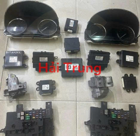 Tháo Xe Full bộ điện, hộp điện đầy đủ Mitsubishi Outlander 2017 2018 2019 2020