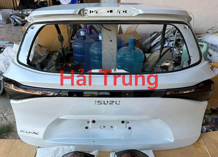 Nắp cốp sau, cửa hậu Isuzu Mu-X 2025 2026 Tháo Xe Zin