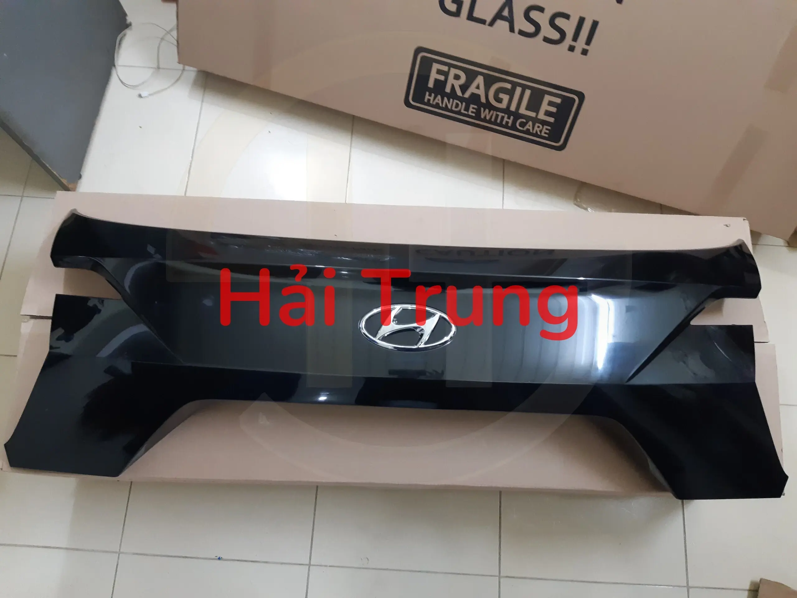 Ốp cốp sau Hyundai Creta chính hãng