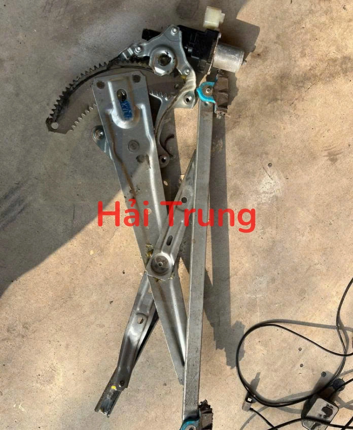 Compa lên xuống kính cửa Mitsubishi Xpander 2019-2023 Tháo Xe