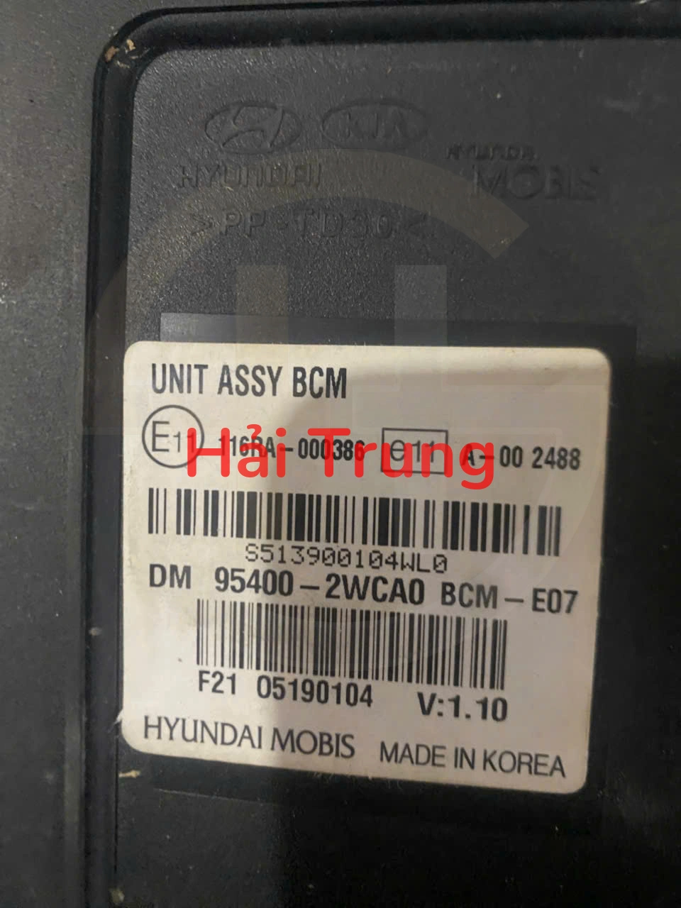 HỘP BCM SANTAFE 2013-2018 THÁO XE 954002WCA0