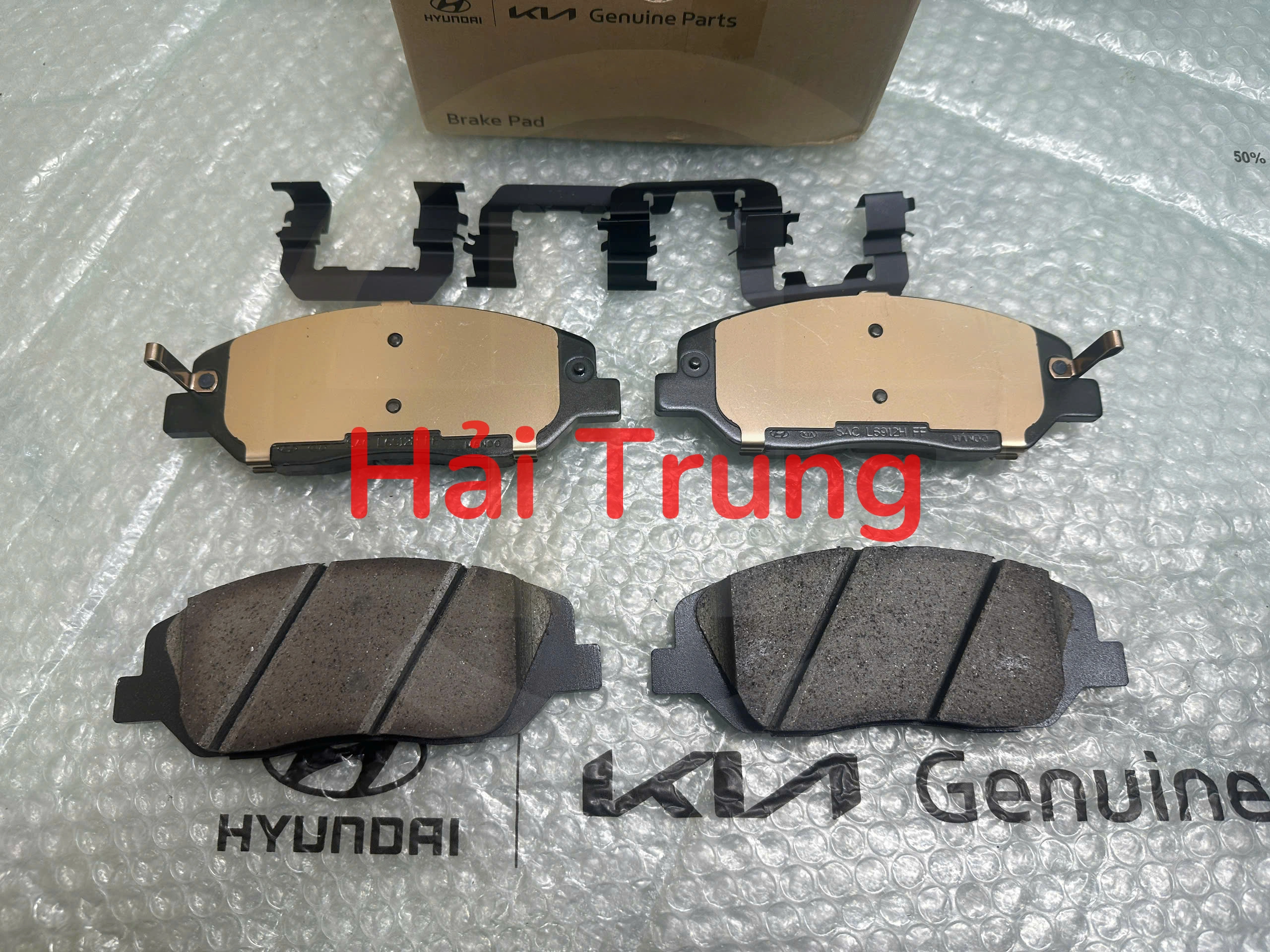 Má phanh trước Kia Sorento 2009-2018,  Hyundai Santafe 2006-2018 581012WA00 