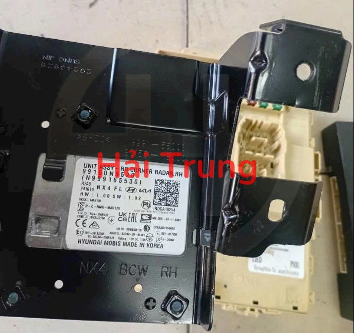 99150N9520 Cụm cảm biến radar góc sau bên phải Hyundai Tucson 2022-2025 Tháo Xe