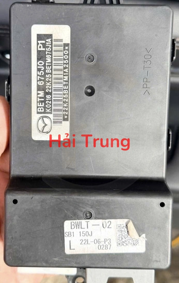 Hộp điều khiển ghế Mazda 3 Tháo Xe BETM-675J0-P1 BETM675J0P1