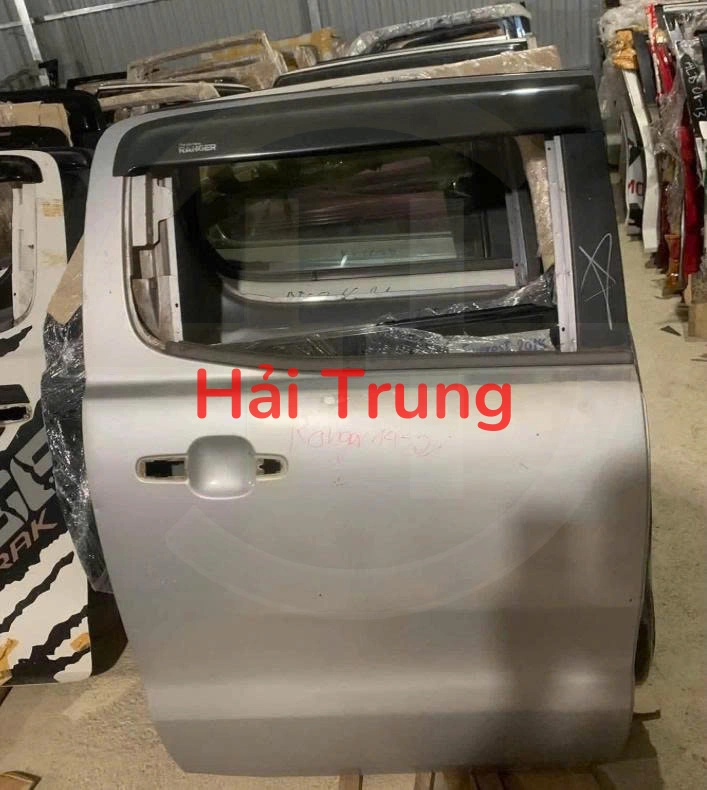Cánh cửa sau Ford Ranger 2014-2020 Tháo Xe Zin keo chỉ 