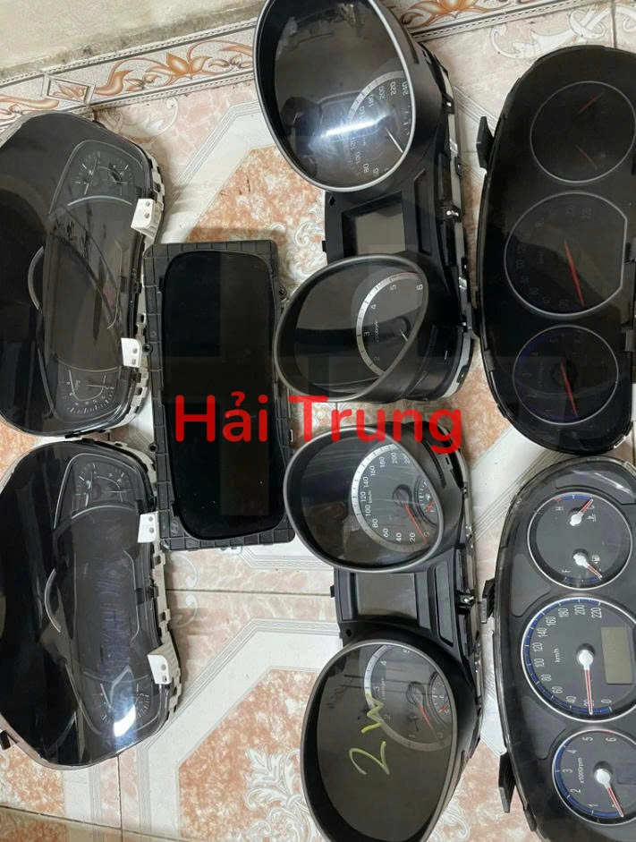 Tháo xe Đồng hồ táp lô Hyundai Santafe 2004-2024.jpg 