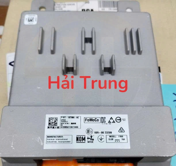 Hộp khuếch đại âm thanh Audio Ford Expedition P1VT-18T806-AC