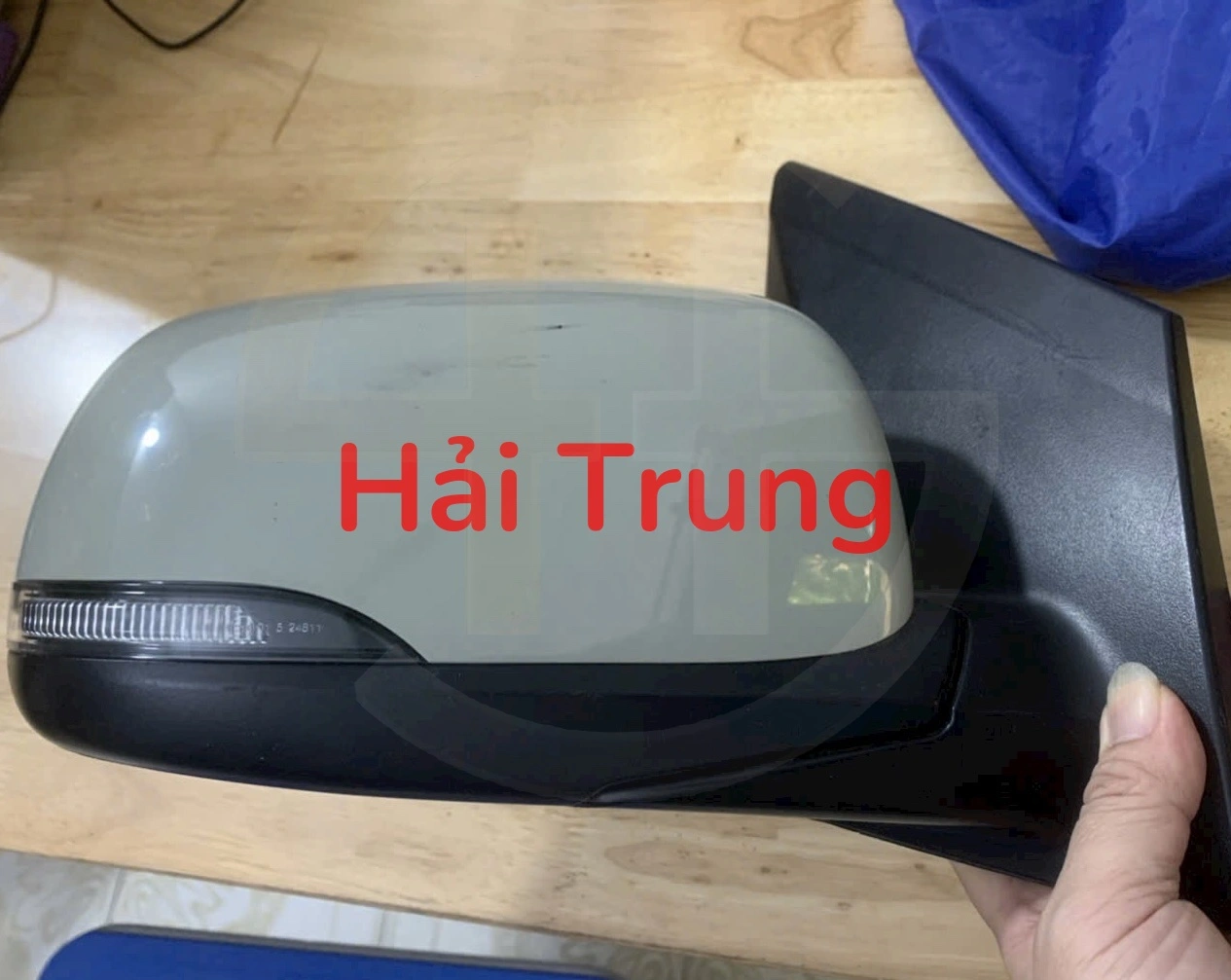 Gương chiếu hậu Morning 2022