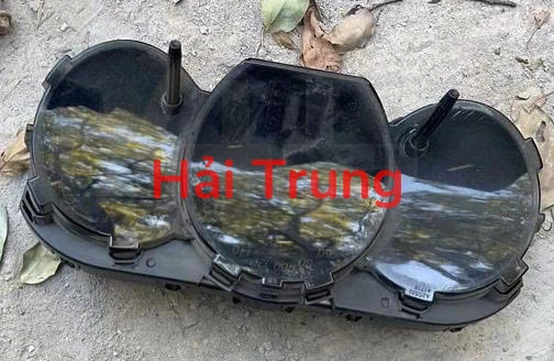 Tháo xe Đồng hồ táp lô Suzuki Grand Vitara