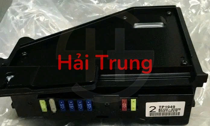 Hộp cầu trì Toyota Venza Tháo Xe 82720-0T010