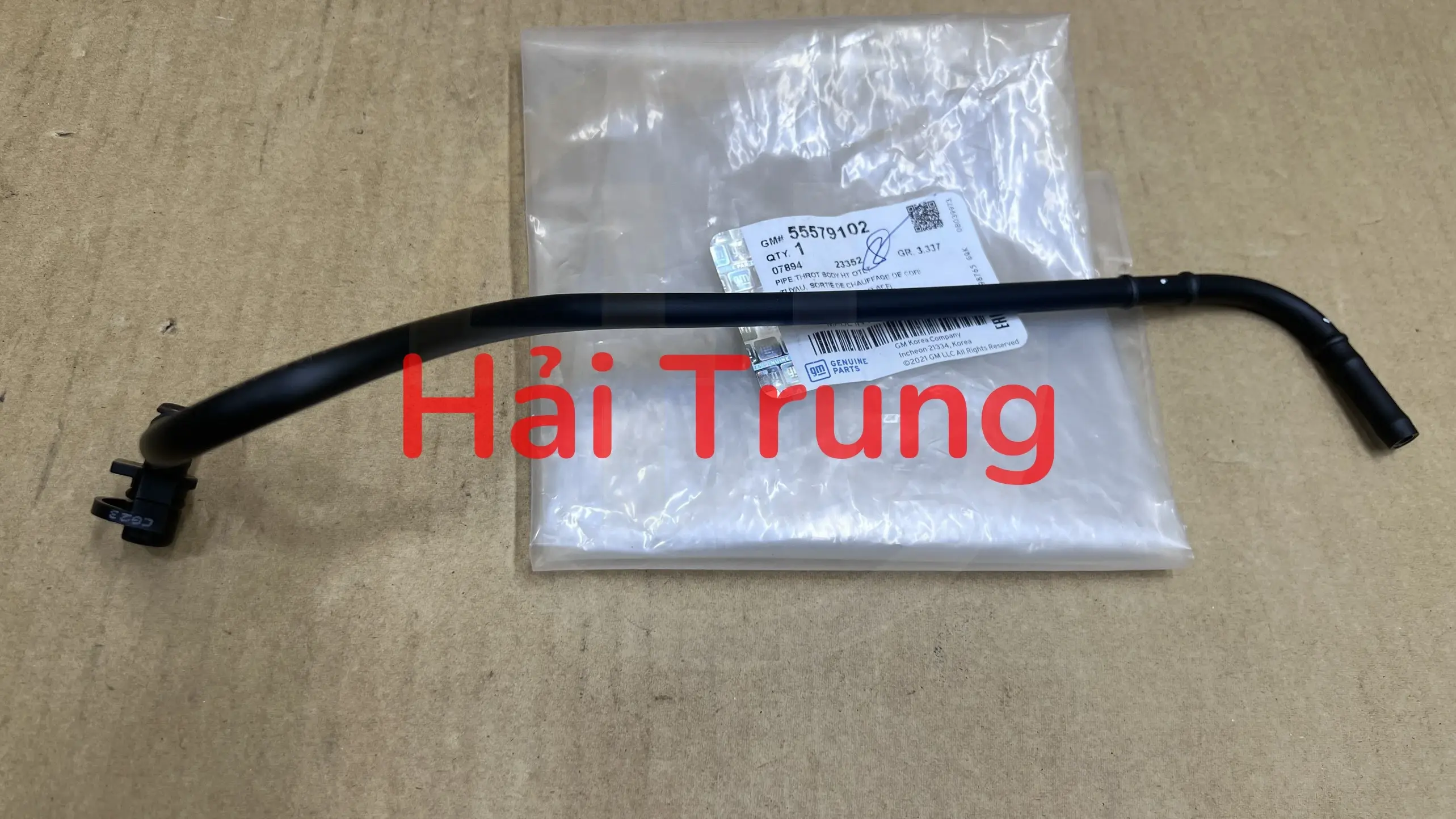 Ống nước vào thân van hằng nhiệt Chevrolet Cruze 2015-2018 chính hãng 55579102.   