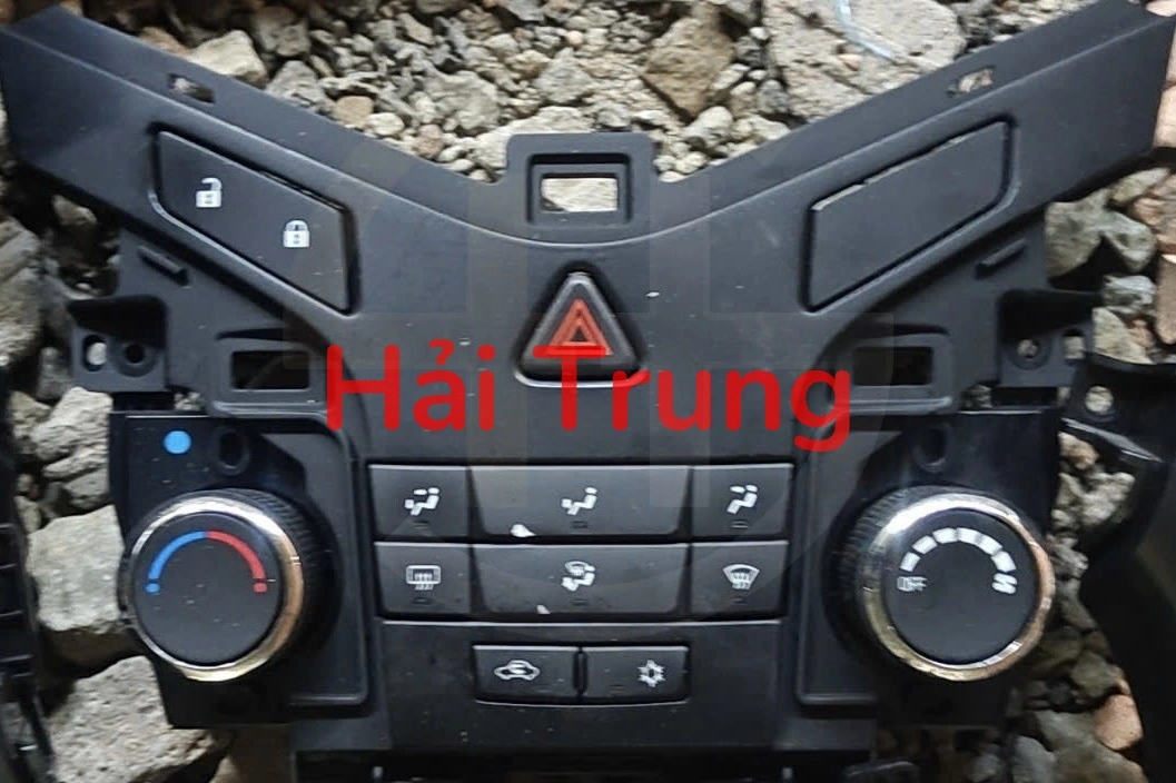 Cụm công tắc điều khiển điều hòa AC Lacetti Cruze Tháo Xe