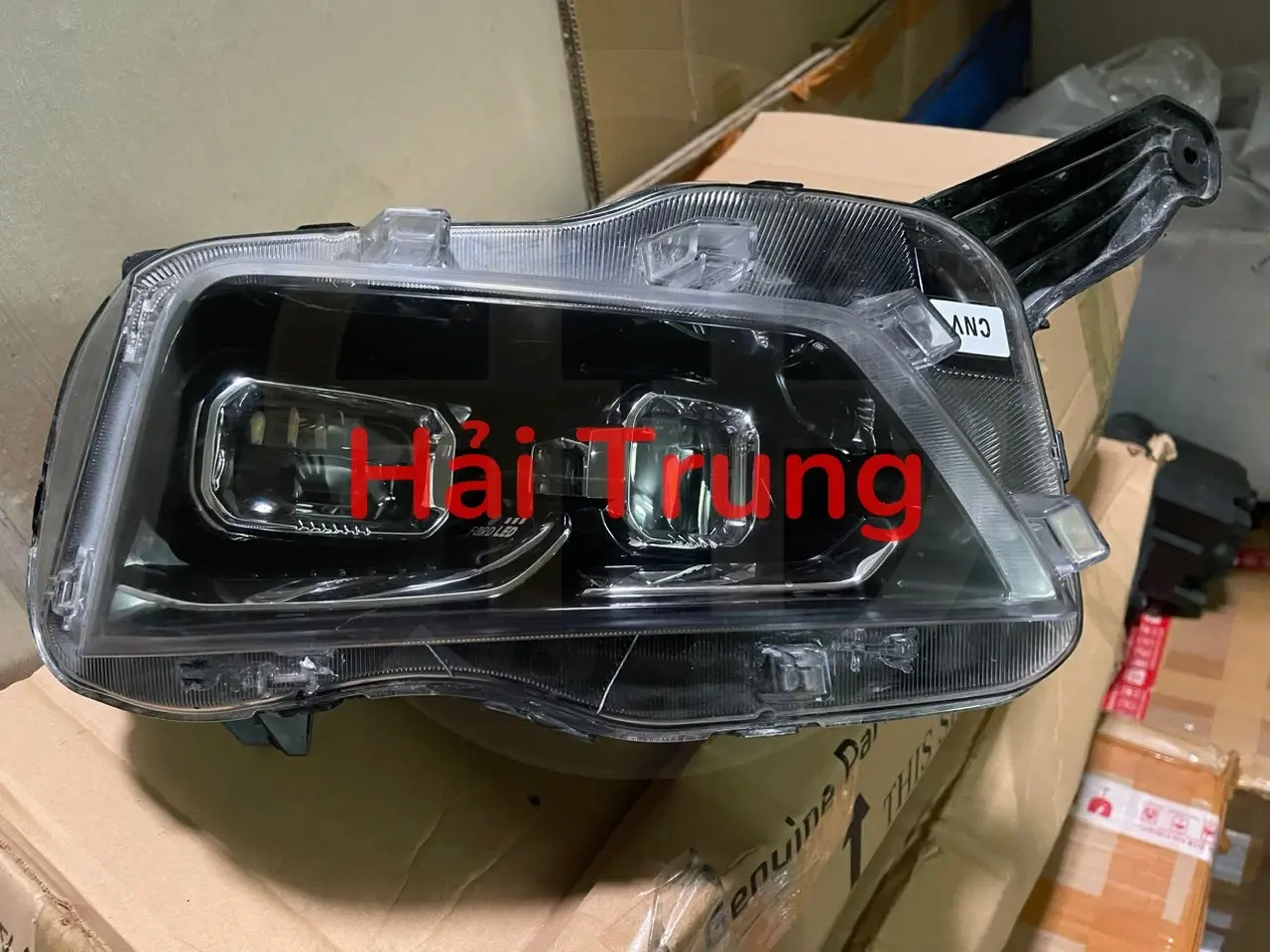 Đèn pha ford territory 2022 tháo xe